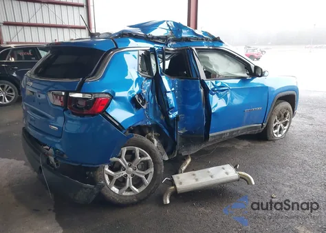 2024 Jeep Compass Latitude 4X4 from USA, damaged, VIN 3C4NJDBN7RT128822